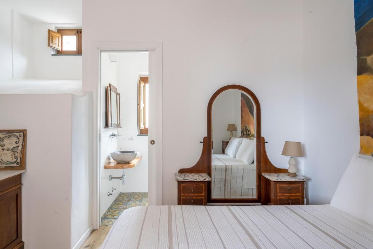 Iancura - B&B Di Design A Salina 산타마리나살리나 외부 사진